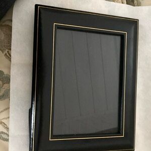 Scully & Scully leather frame